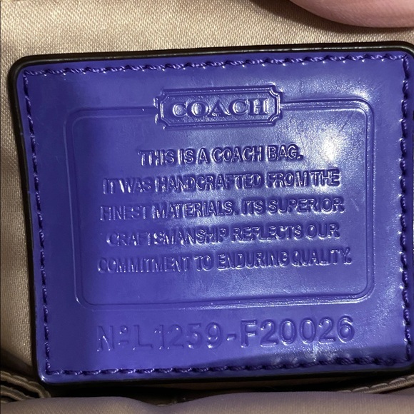 Coach Tan and Purple Women's Tote, looks like it was never used but see strap. - Picture 2 of 11